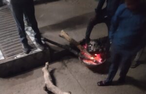 ठंड से राहत दिलाने एक दर्जन से अधिक प्वाइंटों में की गई अलाव व्यवस्था रैन बसेरा वाहन दे रहा निःशुल्क सेवाएं