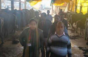 अख्तर डेयरी का अकस्मिक निरीक्षण पानी की टंकी में पाई गई गंदगी और काई