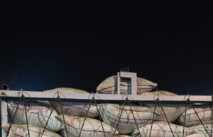 धान का अवैध परिवहन करते जप्त की गई ट्रेक्टर और ट्रालियां, दो पिकअप वाहन भी जब्त