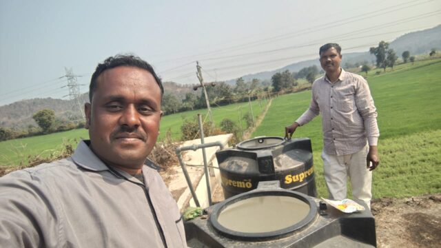 जिले की सभी शालाओं में पानी की टंकियों की सफाई का कार्य पूर्ण (4)