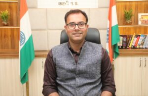 समय-सीमा बैठक में अनुपस्थित रहने पर गृह निर्माण मंडल की सहायक यंत्री को कारण बताओ सूचना पत्र जारी