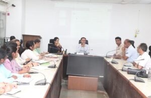 मुख्यमंत्री लाड़ली लक्ष्मी योजना एवं प्रधानमंत्री मातृ वंदना योजना की शत-प्रतिशत लक्ष्य पूर्ति करें- कलेक्टर श्री तिवारी पोषण समिति की बैठक में कलेक्टर श्री तिवारी ने दिये निर्देश