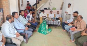 सीएसईबी ईंट निर्माण इकाई का हुआ शुभारम्भ स्व-सहायता समूह द्वारा ग्राम मढि़या में किया जायेगा सीएसईबी ईंट का निर्माण