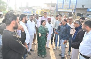 महापौर ने दिया दायित्वों के प्रभावी निर्वहन का अनूठा उदाहरण बिरसा मुंडा वार्ड की जनसमस्या पर लिया त्वरित एक्शन, मौके पर पहुंचकर दिलाया राहत का भरोसा