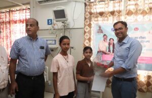 कलेक्टर श्री तिवारी ने किया सर्वाइकल कैंसर के एचपीवी टीकाकरण अभियान का शुभारंभ जिले में 16 हजार से अधिक किशोरियों को लगेगा एचपीवी टीका