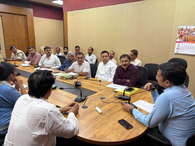 छात्रों एवं अभिभावकों की सुविधा हेतु 25 मार्च से 05 अप्रैल तक आयोजित होगा पुस्तक मेला (3)