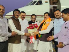 मुख्यमंत्री डॉ यादव का डुमना विमानतल पर आत्मीय स्वागत