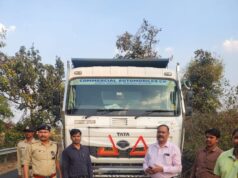 रेत का अवैध उत्खनन रोकने कार्यवाही :- घुघरी में रेत से भरा डंपर जप्त, कटंगी के पौड़ीकला में निकाली जा रही रेत को हिरन नदी में डुबोया.