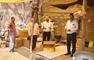 खाद्य पदार्थों में मिलावटखोरों और गैस जमाखोरों पर प्रशासन की सख्ती बरही में जांच के दौरान अवैध एलपीजी सिलेंडर जब्त, खाद्य पदार्थों के नमूने लिए गए