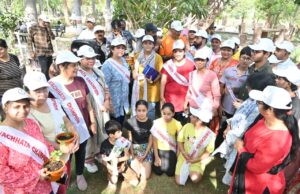 स्वच्छता जागरूकता एवं तनाव मुक्त जीवन हेतु नगर निगम प्रशासन की अनूठी पहल नागरिकों को स्वस्थ जीवन शैली, एवं स्वच्छता हेतु प्रेरित करता “राहगीरी डे” सफलतापूर्वक सम्पन्न राहगीरी डे में उमड़ा जनसैलाब, जागृति पार्क बना फिटनेस और उत्साह का केंद्र, स्वच्छता की दिलाई गई शपथ